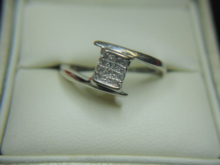 10K white gold square diamond ring, pre-owned, size 7
