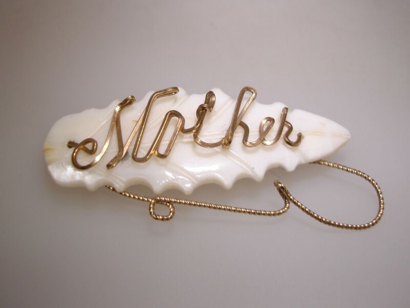 Vintage 1930s Mother of Pearl & Gold Wire 'Mother' Pin