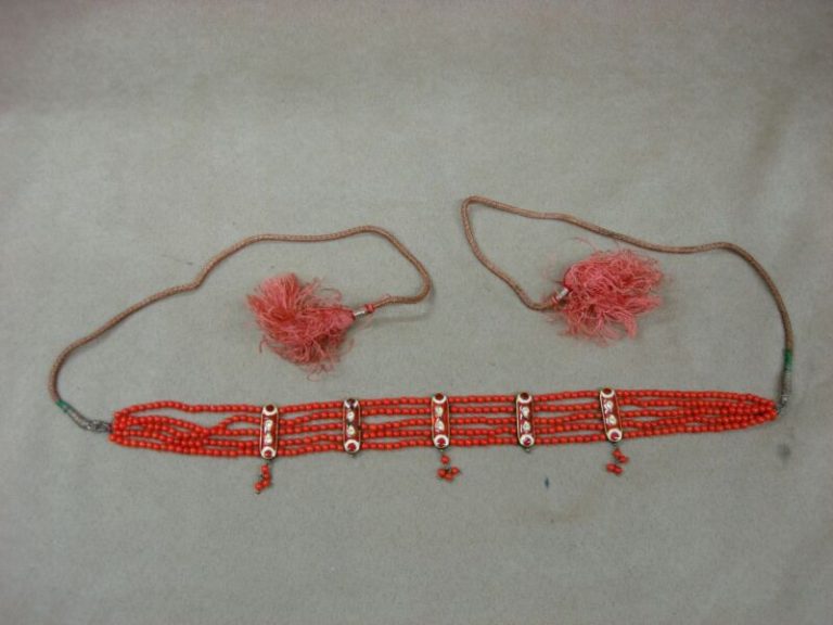Vintage estate coral bead belt with enamel panels