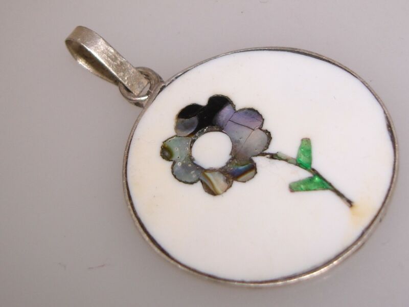 Vintage 1940s Mexican Sterling Silver Floral Pendant