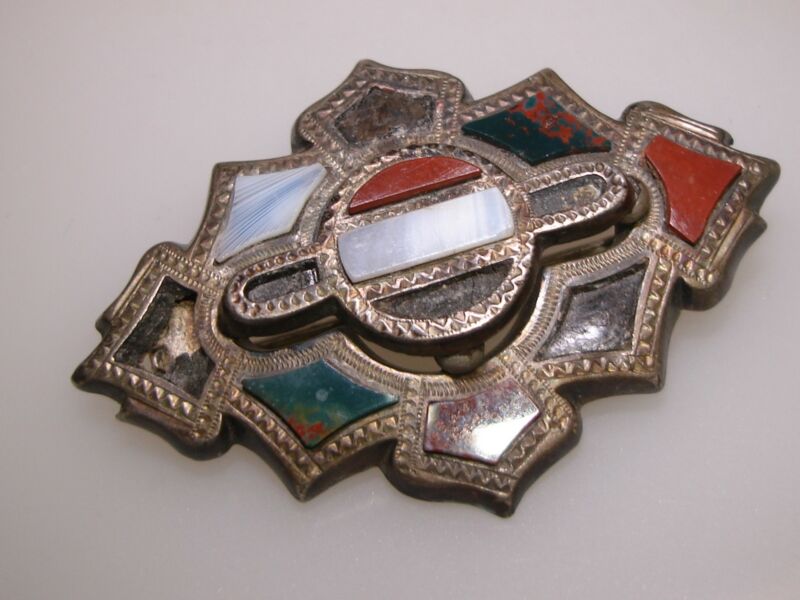 Antique Victorian silver brooch with Scottish agate inlay, sterling (9.4g)