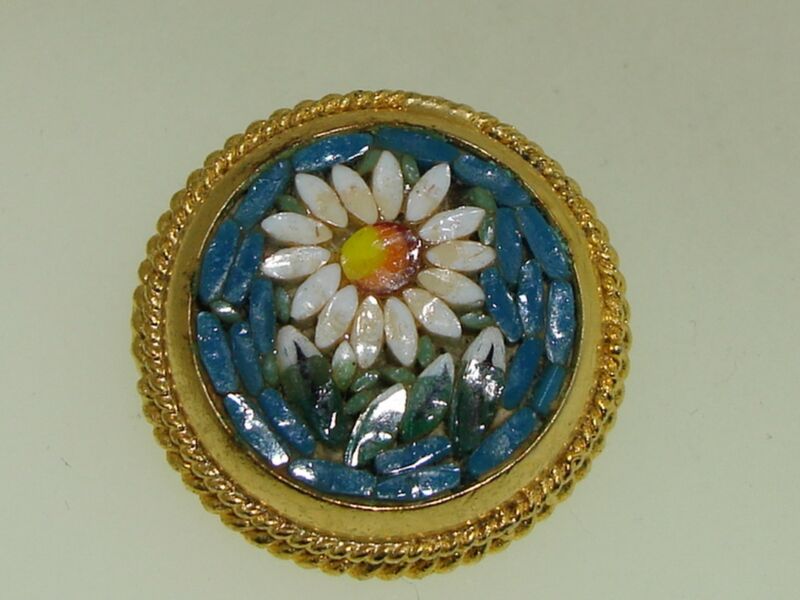 Vintage Italian Gold-Tone Micro Mosaic Daisy Pin