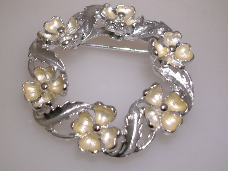 Vintage 1960s dogwood blossom enamel pin, silver and creme