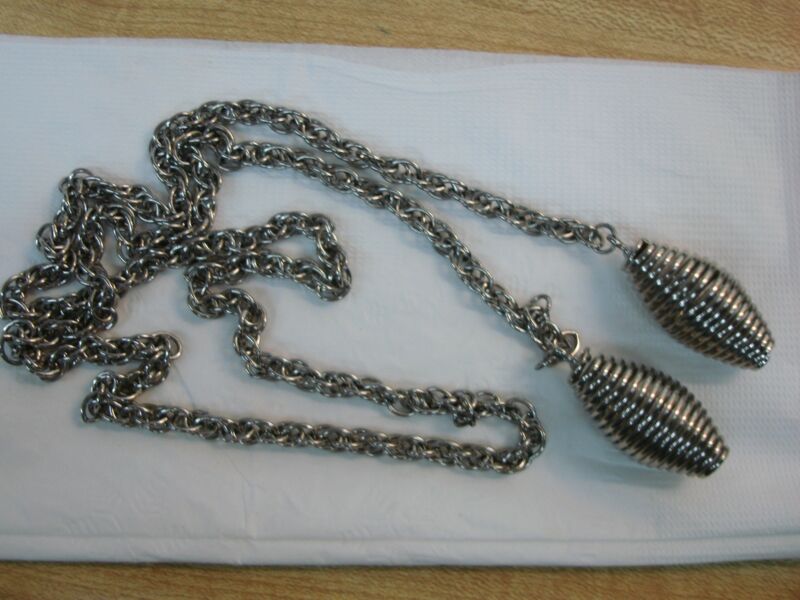 Vintage 1960s silver lariat necklace and belt
