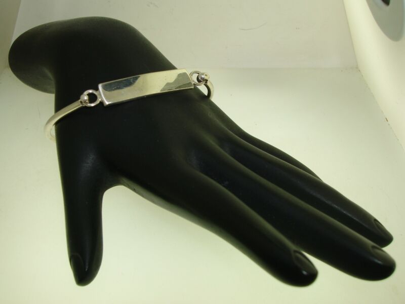 Sterling Silver Hinged Bangle Bracelet