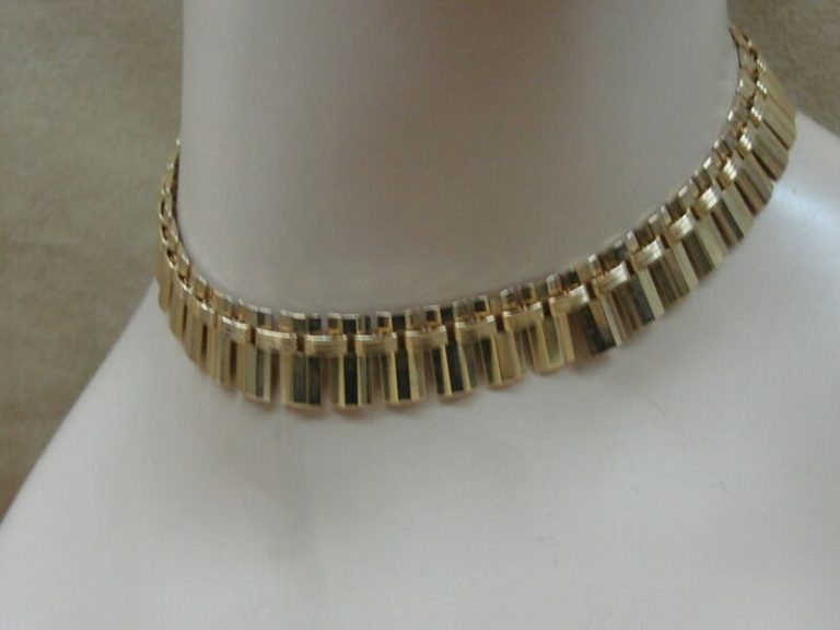 Vintage gold-tone link choker necklace, 1960s