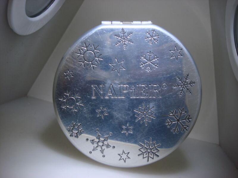 Vintage Napier silver jewelry box with snowflake design