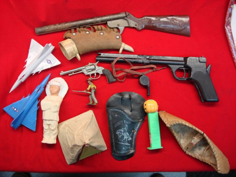 Vintage toys for restoration and repair, lot B