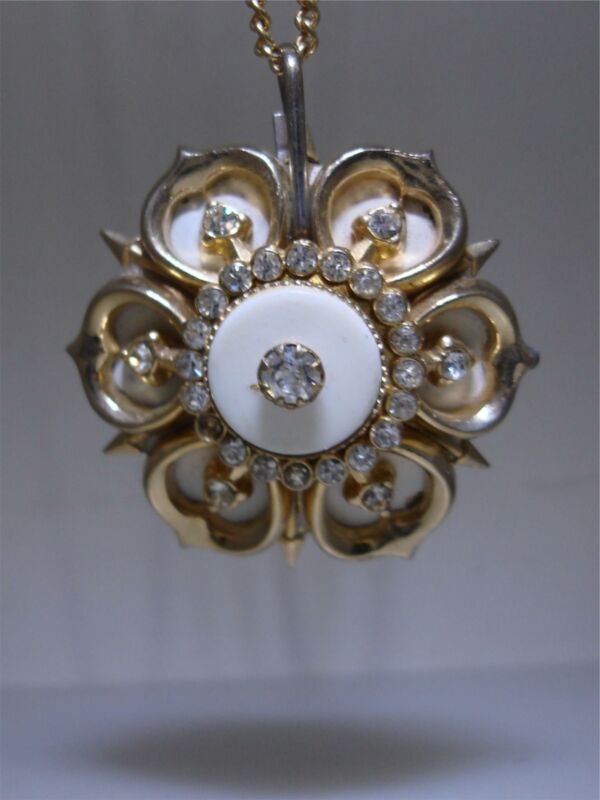 Vintage Coro Pegasus pendant necklace