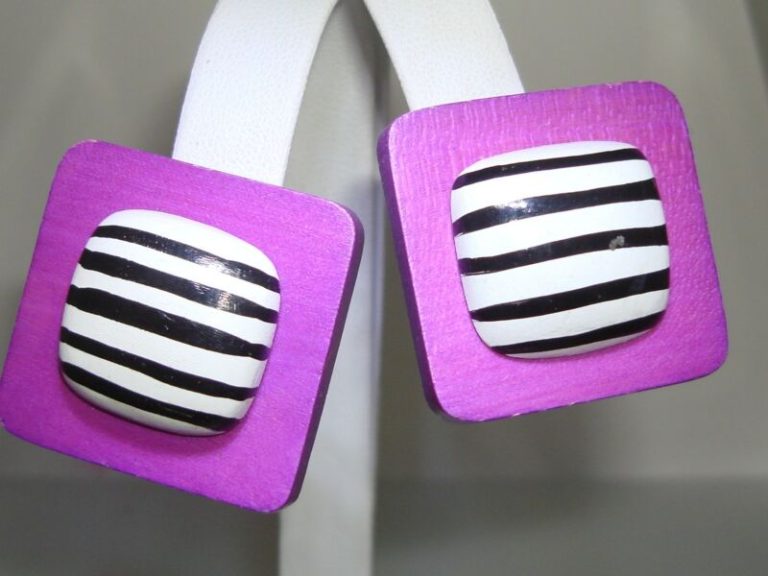 Vintage 1960s-70s hot purple and black clip-on earrings