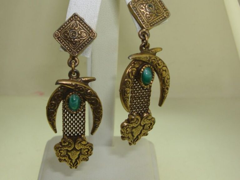 Vintage 1940s Egyptian Revival mesh earrings with faux jade