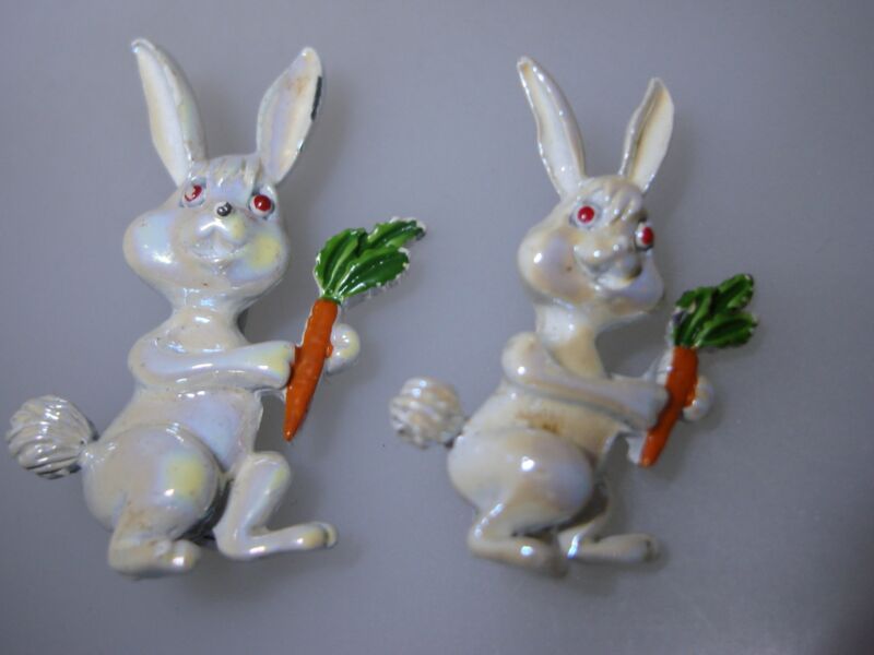 Vintage 1960s iridescent enamel bunny scatter pins, pair