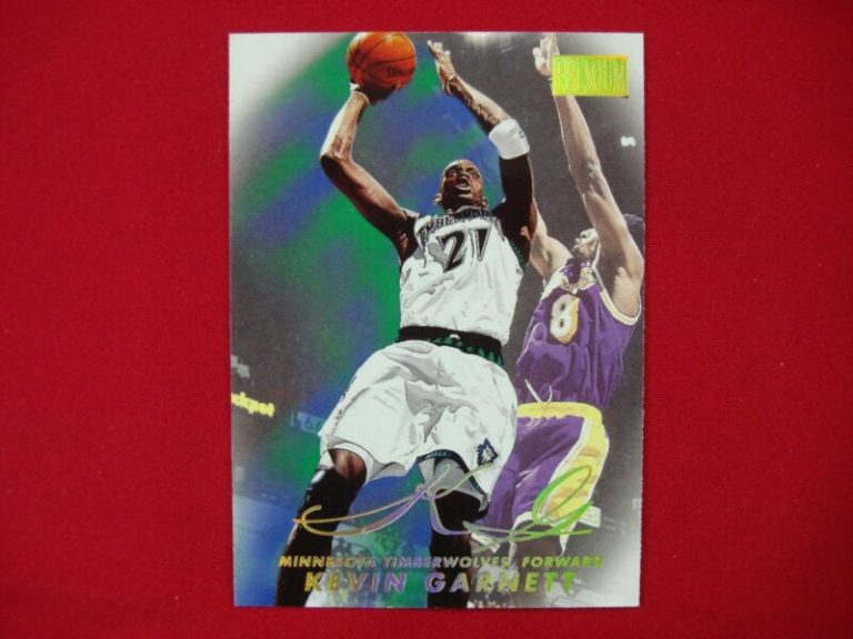 1998-99 Skybox Premium Kevin Garnett rookie card with Kobe Bryant