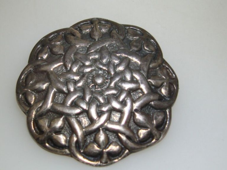 Vintage 1962 Shipton & Co. Alexander Ritchie Celtic Knot Sterling Silver Pin