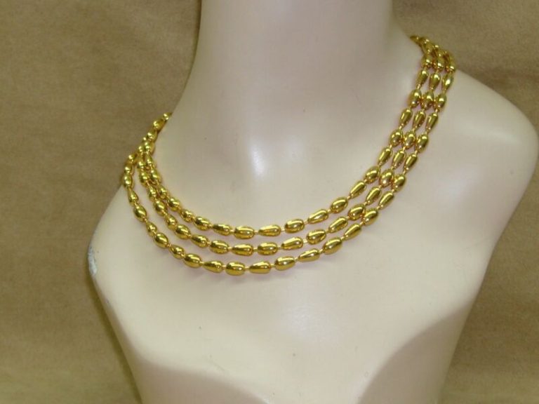 Vintage 1970s Monet gold tone choker necklace, three strand, adjustable