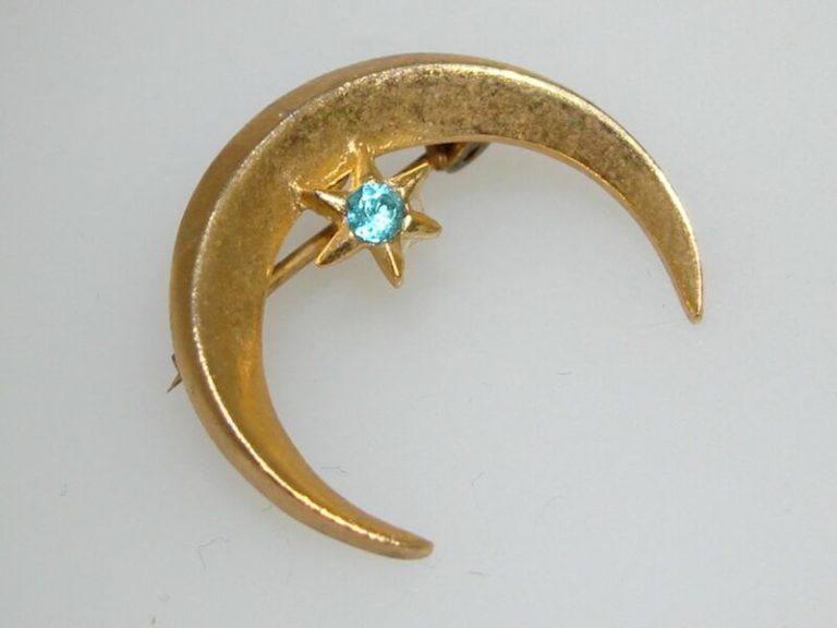 Vintage 1960s Gold Tone Moon & Star Pin