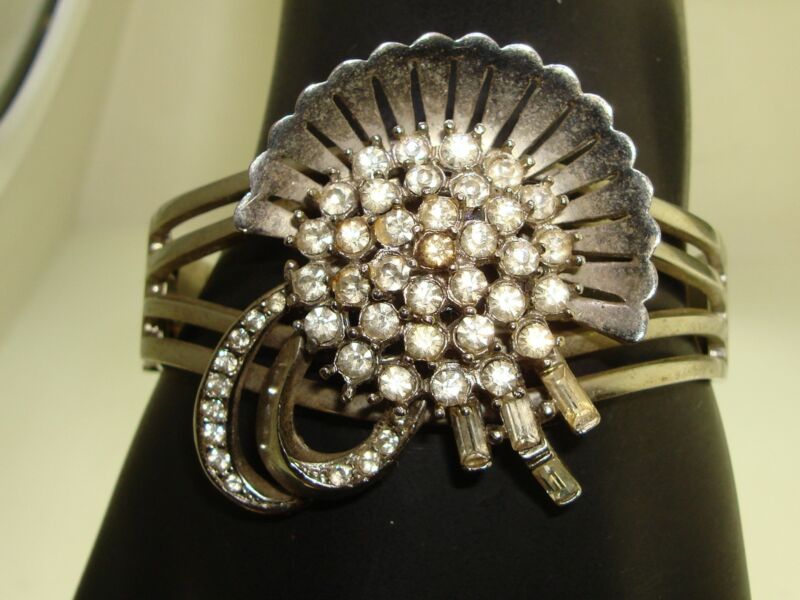 Vintage 1950s-60s Silver Rhinestone Hinged Bangle Bracelet