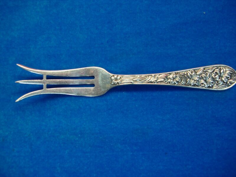 Vintage Frank M. Whiting sterling silver lemon/oyster fork with Lily pattern and crossbar
