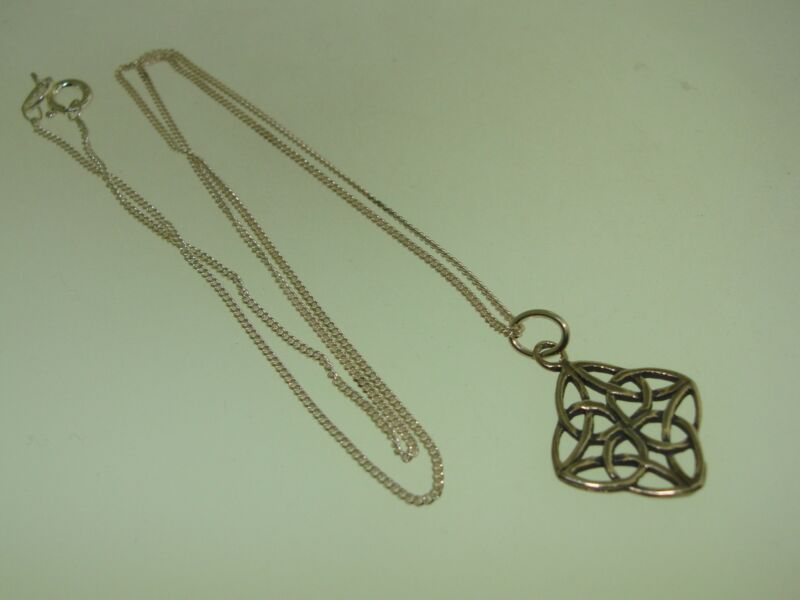 Sterling silver Celtic trinity pendant necklace