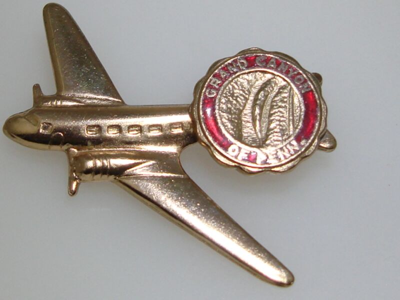 Vintage airplane pin featuring 'Grand Canyon of Pennsylvania'