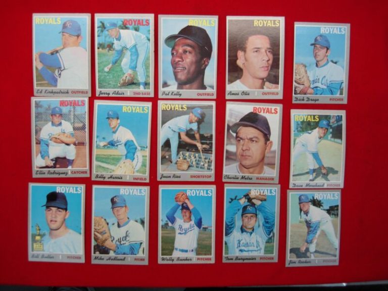 Vintage 1970 Topps Kansas City Royals baseball cards in nice condition