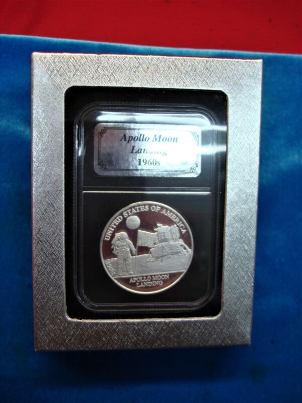 1 oz .999 Fine Silver Apollo Moon Landing Round in Display Box
