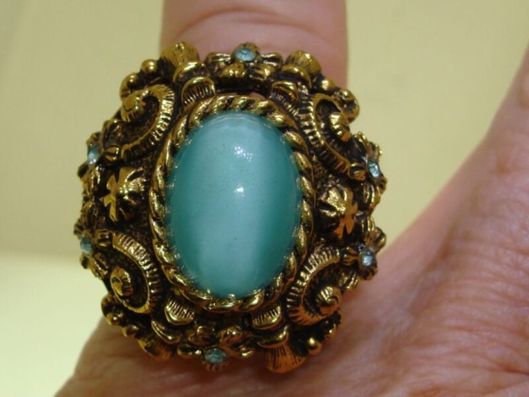 Vintage Sarah Coventry moonstone ring (1970s), gold-tone, adjustable size 6
