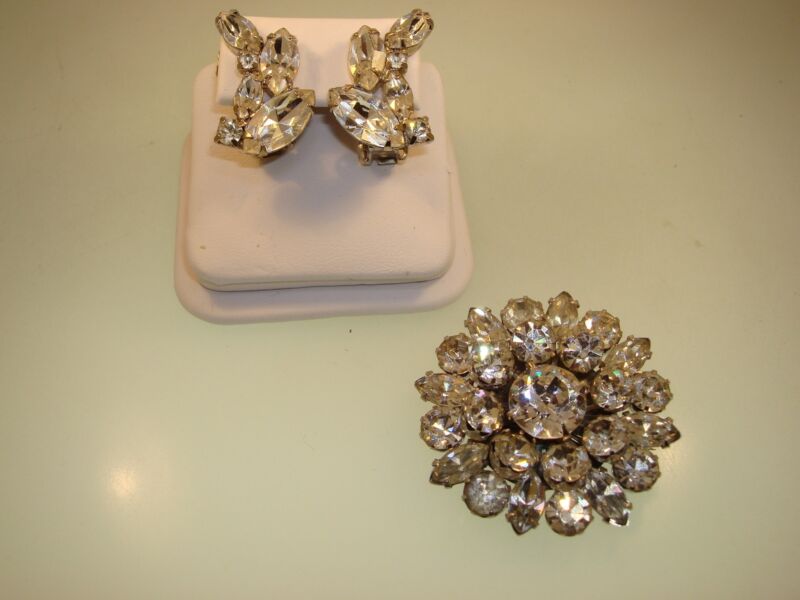 Vintage Weiss Rhinestone Pin & Earrings Set (1960s-70s) - Foiled Stones, Signed
