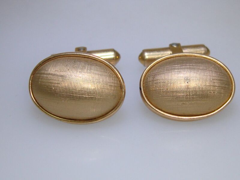 Vintage Destino gold-filled cufflinks (1950s) featuring an elegant patterned design