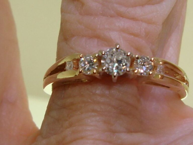 14K gold engagement ring with natural diamonds, size 8
