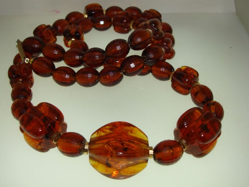 Vintage 1970s lucite caramel bead necklace