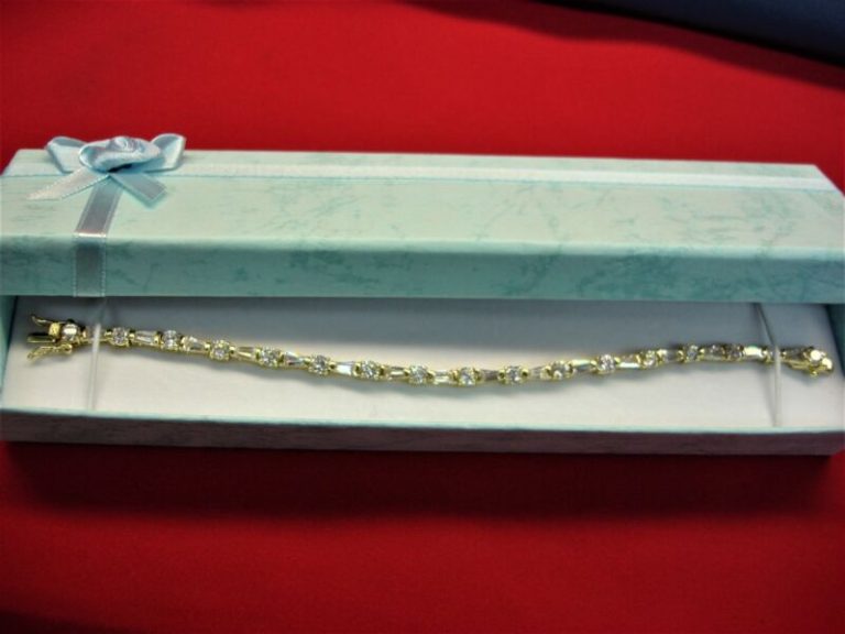Sterling silver bracelet with gold vermeil and sparkling quartz stones