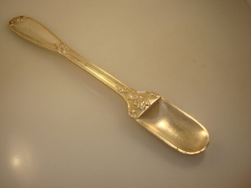 Vintage Kem sterling silver teddy bear and fleur-de-lis baby spoon