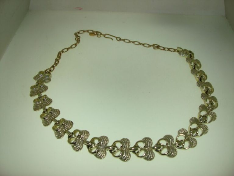 Vintage gold tone choker necklace with openwork design, 16 inches