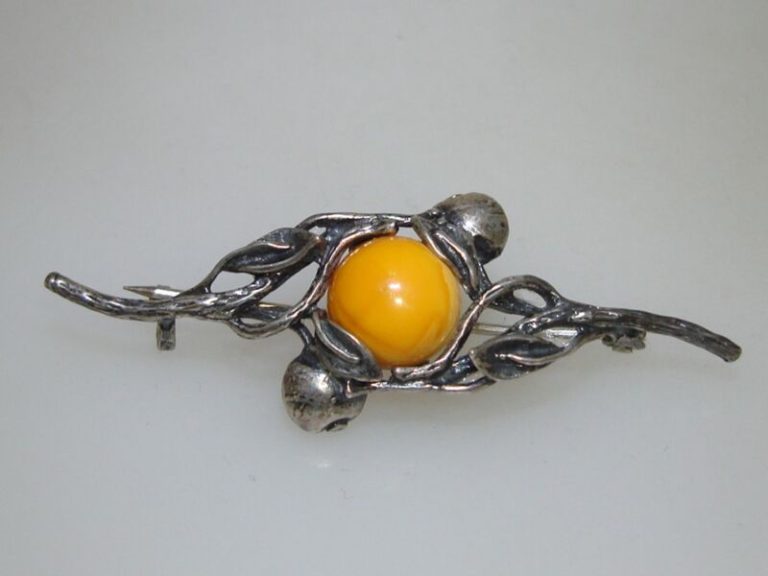 Antique sterling silver and aventurine pin brooch signed WK, Art Nouveau design