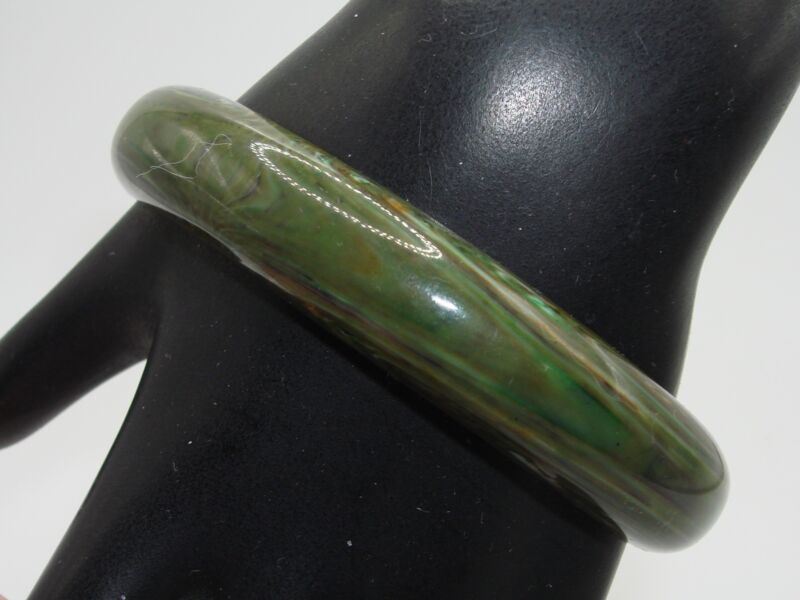 Vintage mottled green bakelite bangle bracelet