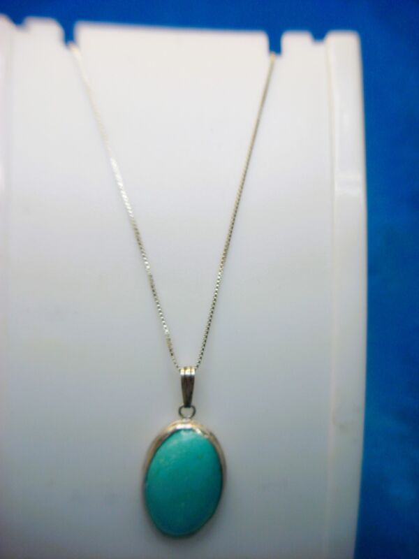 Vintage sterling silver oval turquoise pendant and 18-inch chain