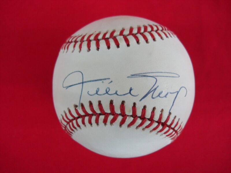 Willie Mays autographed baseball with Score Board Inc. COA