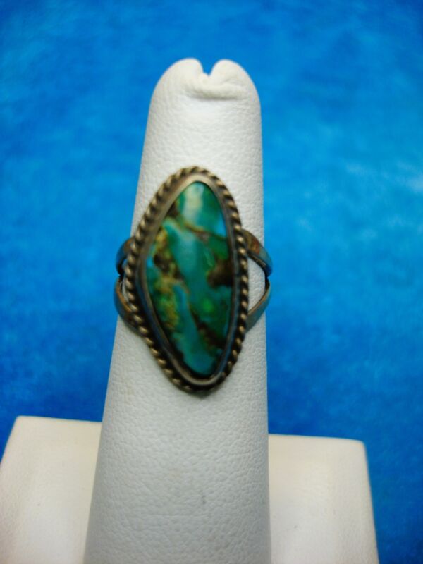 Vintage Navajo Sterling Silver Turquoise Ring - Size 4.5