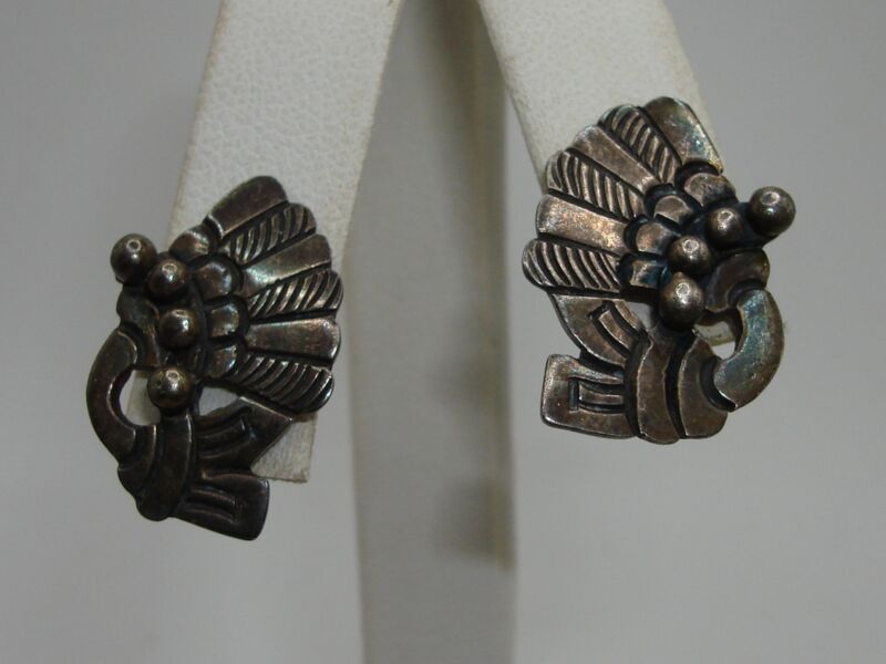 Vintage sterling silver eagle earrings with a '12' hallmark, Hecho en Mexico