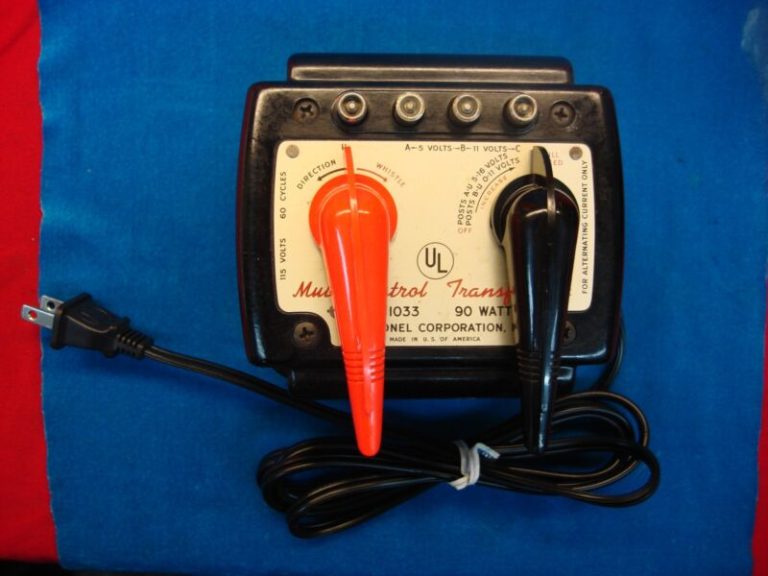 Lionel Model 1033 Transformer - 90 Watt, Excellent Condition
