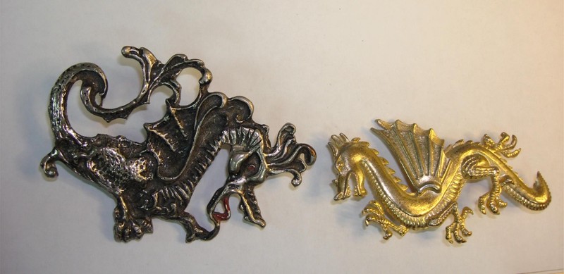 Vintage dragon hat pin and brooch set in silver and gold tones