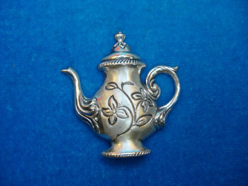 Vintage Sterling Silver Teapot Pin