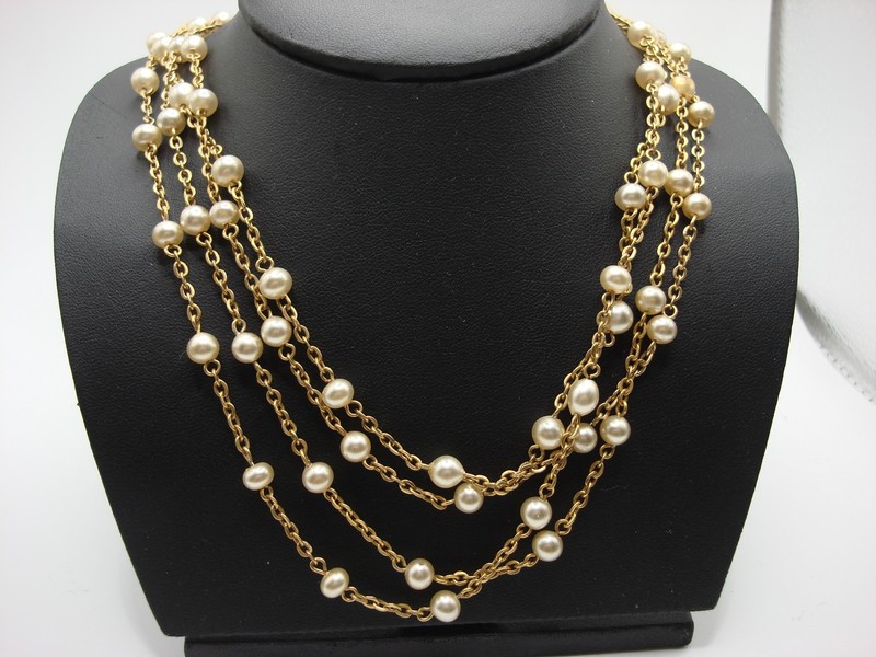 Vintage gold-tone faux pearl necklace, 76 inches long
