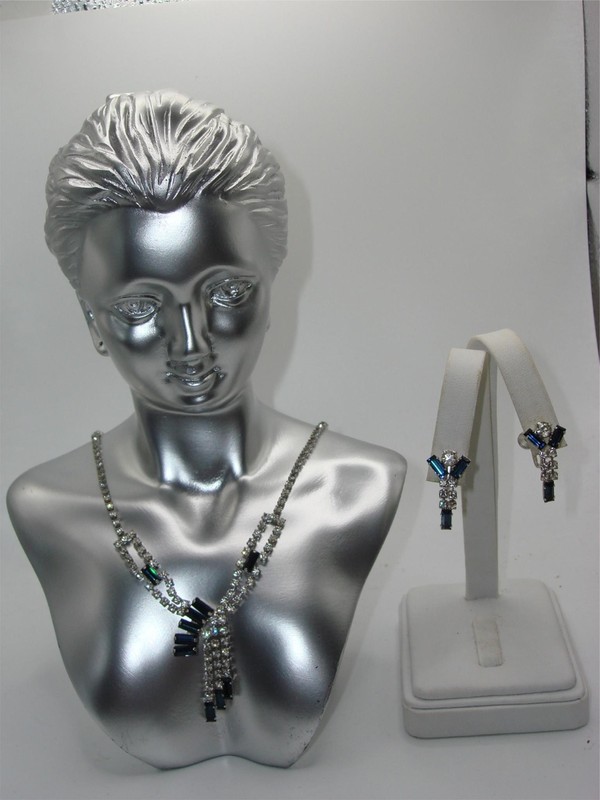 Vintage rhinestone choker and earrings set (1960s-70s)