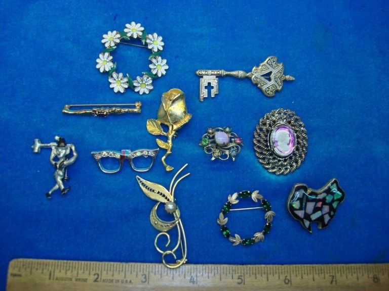 Vintage estate jewelry lot of 10 unique costume pins