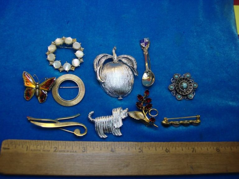 Vintage Estate Jewelry Lot of 10 Unique Pins