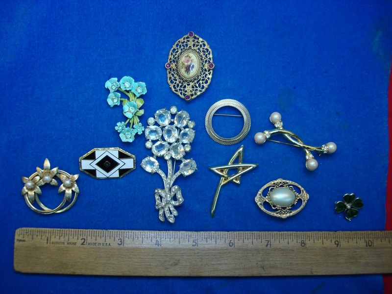 Vintage costume pins, estate jewelry collection