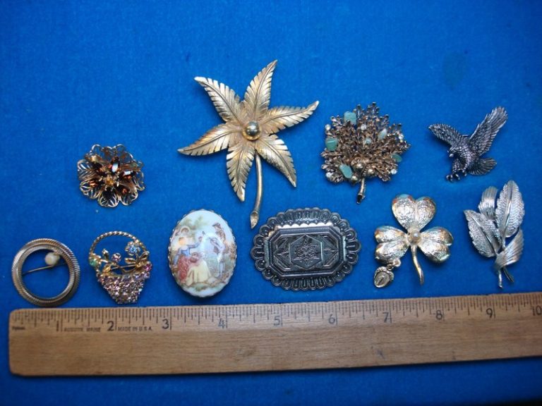 Vintage costume pins, estate jewelry collection