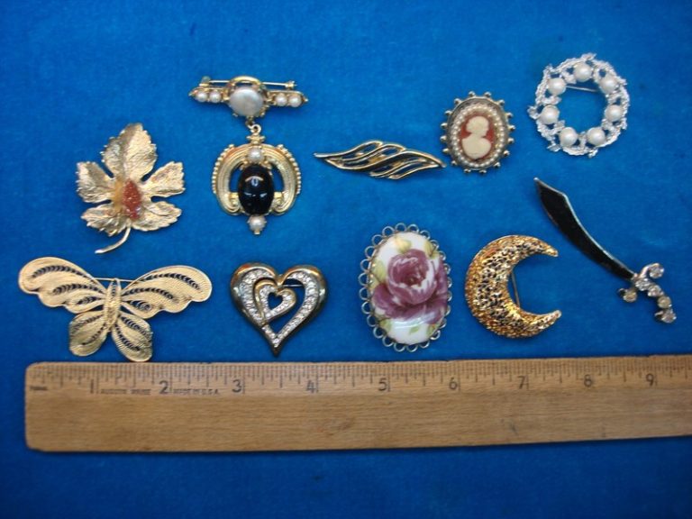Vintage estate jewelry lot of 10 unique pins